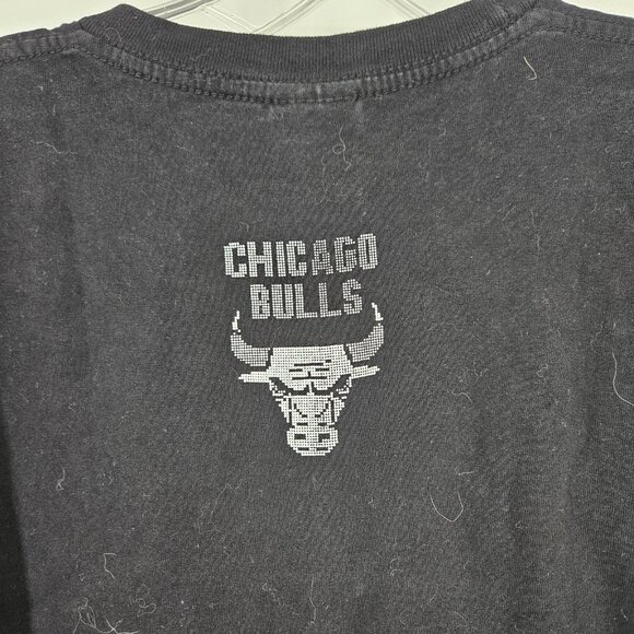 Chicago Bulls Shirt Mens XL Black NBA Basketball Pixel Graphic Tee Phantom Made - Picture 7 of 10